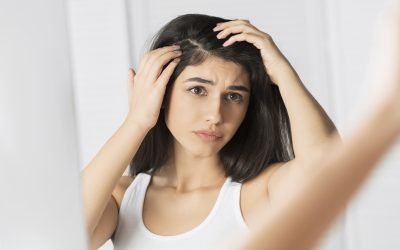 Mitos y Realidades sobre la Alopecia: Desenmascarando Falsas Creencias